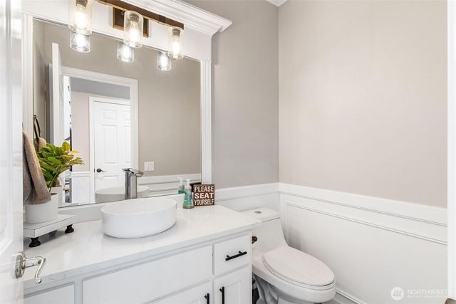 13427 64th Avenue W, Edmonds, WA 98026
