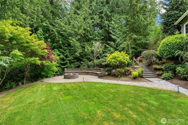 13427 64th Avenue W, Edmonds, WA 98026