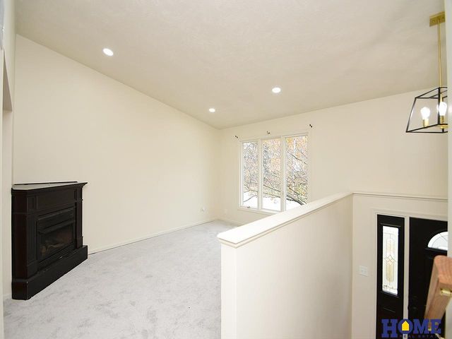 5200 Tipperary Trail, Lincoln, NE 68512