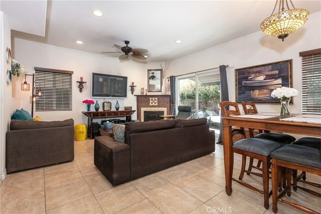 8425 Burnet Avenue 6, North Hills, CA 91343