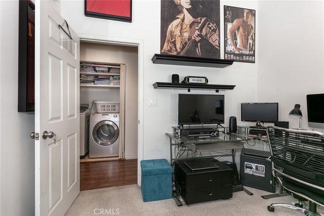 8425 Burnet Avenue 6, North Hills, CA 91343