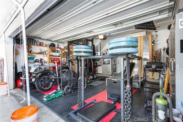 8425 Burnet Avenue 6, North Hills, CA 91343