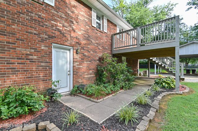 7510 Broad Run Rd, Louisville, KY 40291