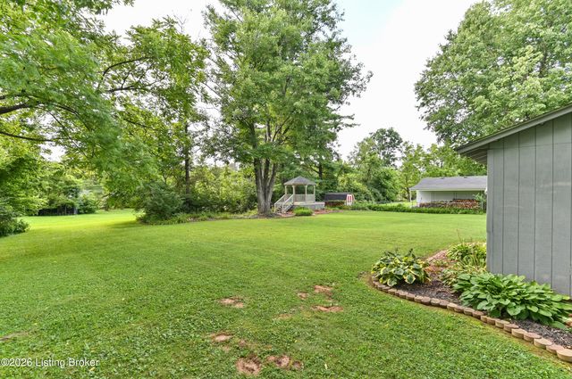 7510 Broad Run Rd, Louisville, KY 40291