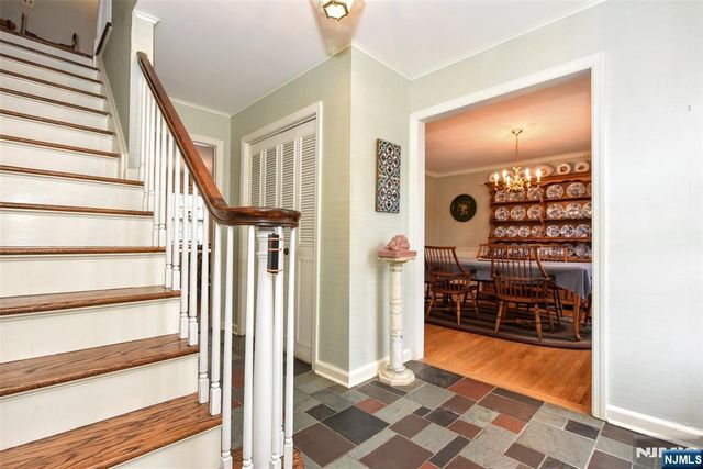40 Hering Road, Montvale, NJ 07645
