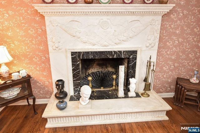 40 Hering Road, Montvale, NJ 07645