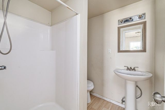 513 Cottonwood Street, Eldorado, TX 76936