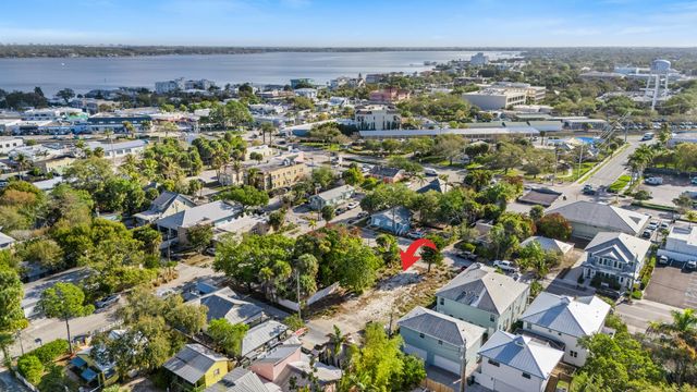 506 SW Camden Avenue, Stuart, FL 34994