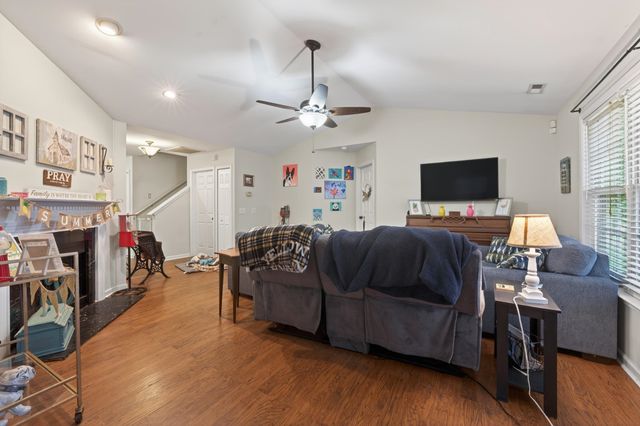 626 Thornbird Circle, Boiling Springs, SC 29316