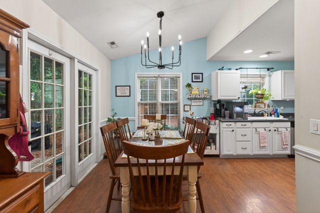 626 Thornbird Circle, Boiling Springs, SC 29316