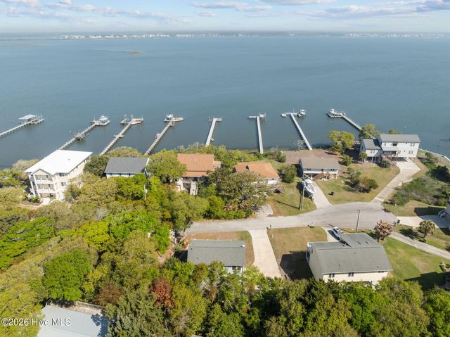 5405 Sunset Lane, Emerald Isle, NC 28594