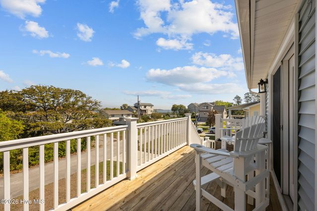 5405 Sunset Lane, Emerald Isle, NC 28594