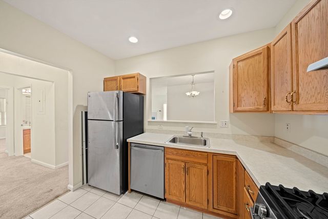 87 Village Drive 87, Quincy, MA 02169