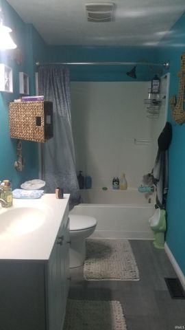 12845 W Tippecanoe Ranch Road, Delphi, IN 46923
