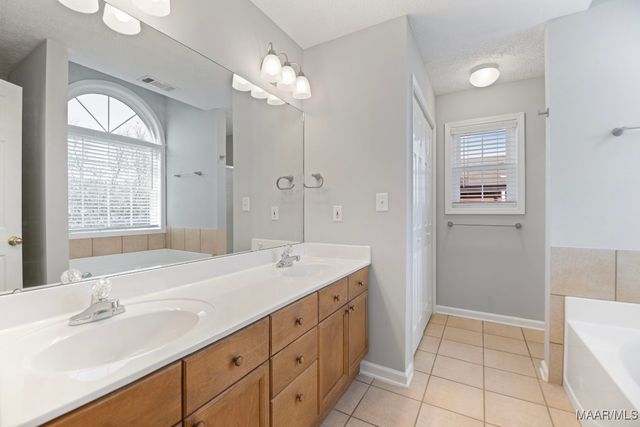 7001 Mckenzie Court, Montgomery, AL 36117