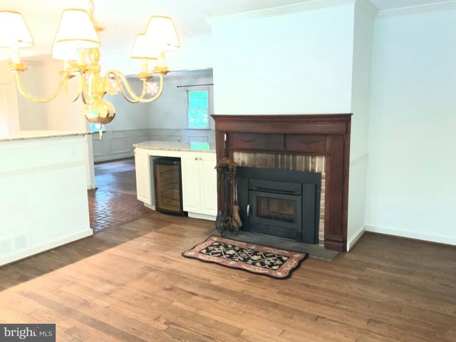 413 FRUIT FARM RD, Royersford, PA 19468