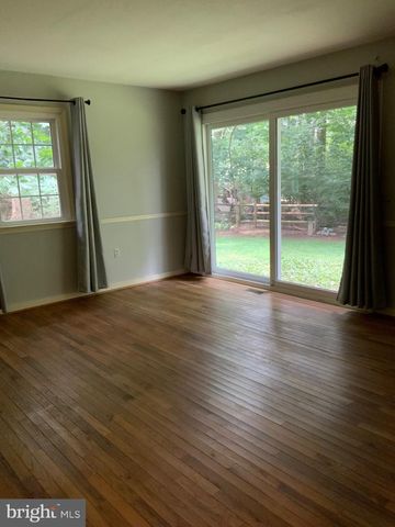 413 FRUIT FARM RD, Royersford, PA 19468