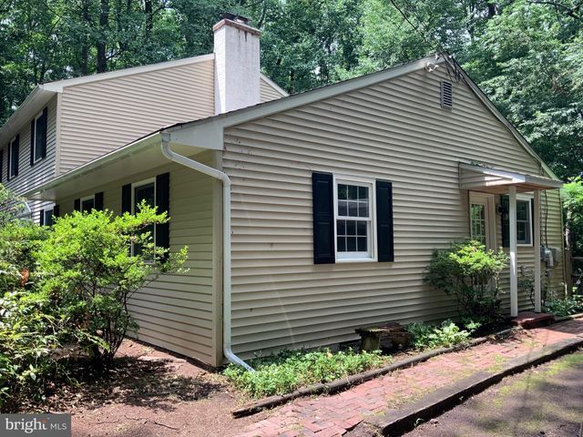 413 FRUIT FARM RD, Royersford, PA 19468