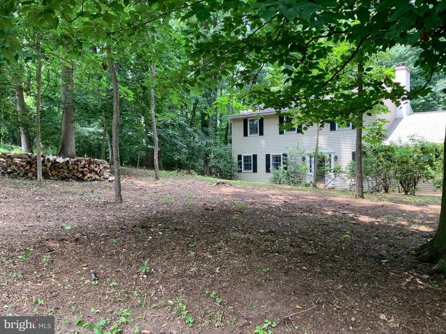 413 FRUIT FARM RD, Royersford, PA 19468