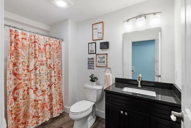 212 White St, Weymouth, MA 02190