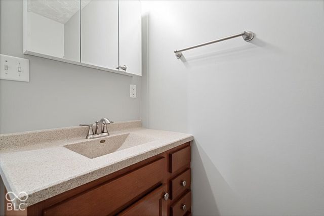 1 Edwin Court, Indianapolis, IN 46222