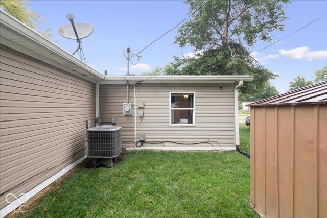 1 Edwin Court, Indianapolis, IN 46222