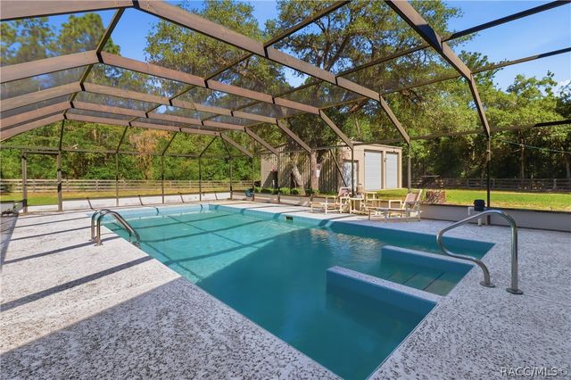 5300 N Sonora Terrace, Beverly Hills, FL 34465