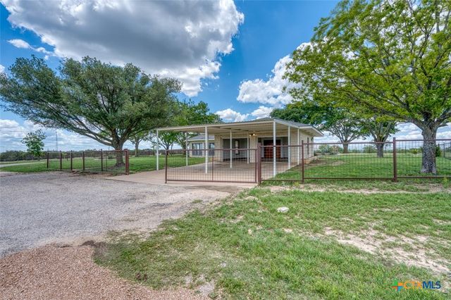 614 County Road 207, Burnet, TX 78611