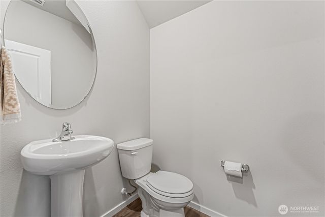 18832 109th Avenue Ct E, Puyallup, WA 98374