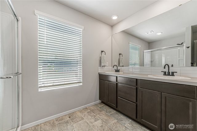 18832 109th Avenue Ct E, Puyallup, WA 98374