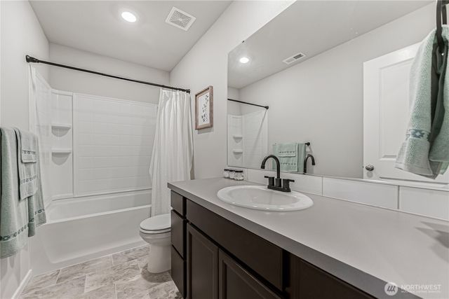 18832 109th Avenue Ct E, Puyallup, WA 98374