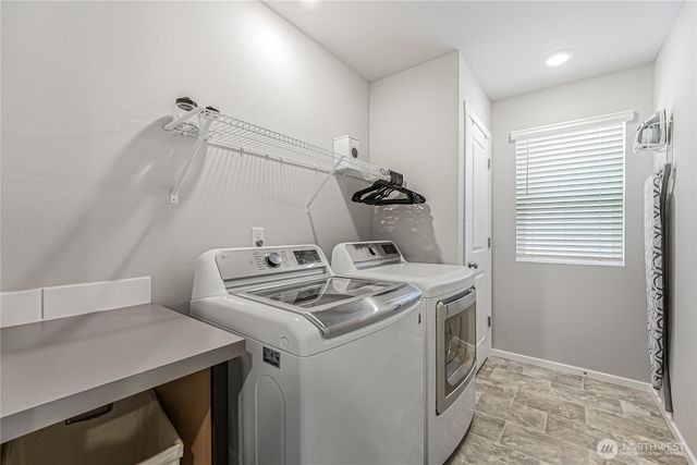 18832 109th Avenue Ct E, Puyallup, WA 98374