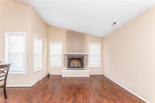 3864 Meadowbrook CT, Virginia Beach, VA 23453