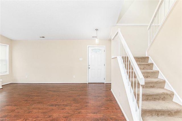 3864 Meadowbrook CT, Virginia Beach, VA 23453