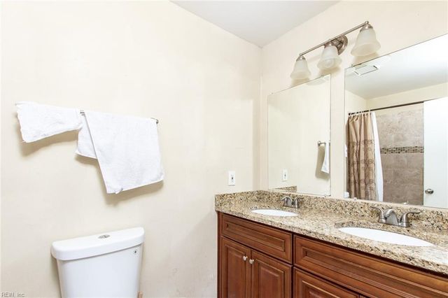 3864 Meadowbrook CT, Virginia Beach, VA 23453