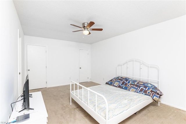 3864 Meadowbrook CT, Virginia Beach, VA 23453