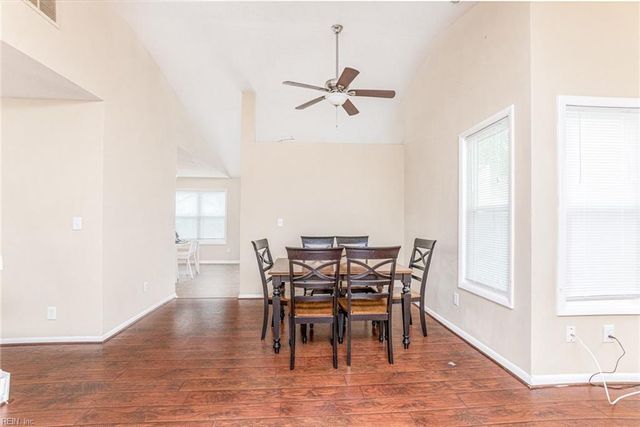 3864 Meadowbrook CT, Virginia Beach, VA 23453