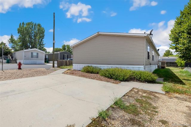 218 Grape 29 Street, Hudson, CO 80642