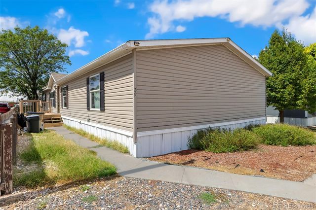 218 Grape 29 Street, Hudson, CO 80642