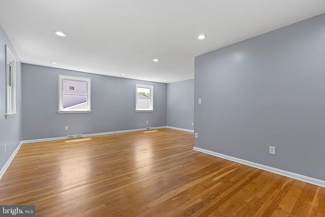 24 FREMONT RD, Newark, DE 19711
