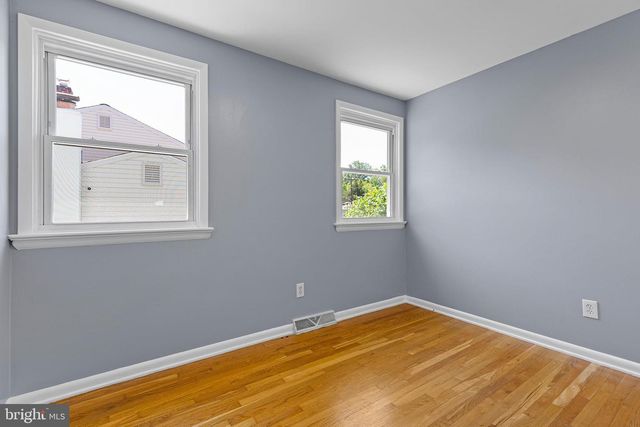 24 FREMONT RD, Newark, DE 19711