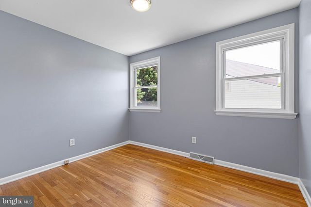 24 FREMONT RD, Newark, DE 19711