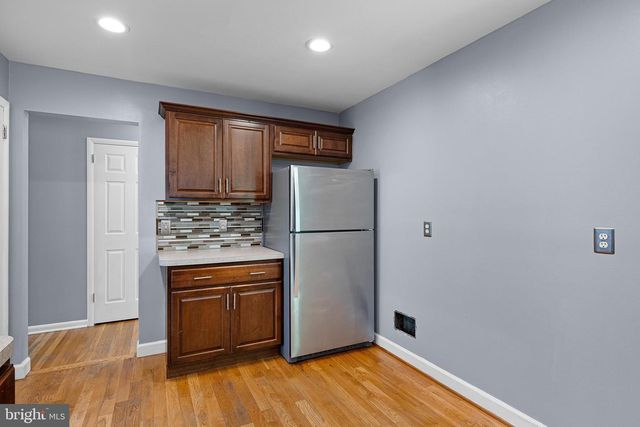 24 FREMONT RD, Newark, DE 19711