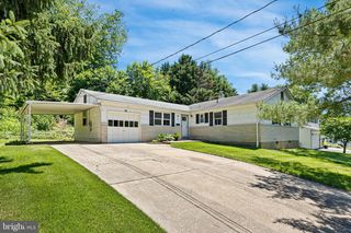 24 FREMONT RD, Newark, DE 19711