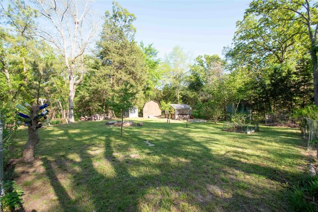 212 E Willow Lane, Murchison, TX 75778