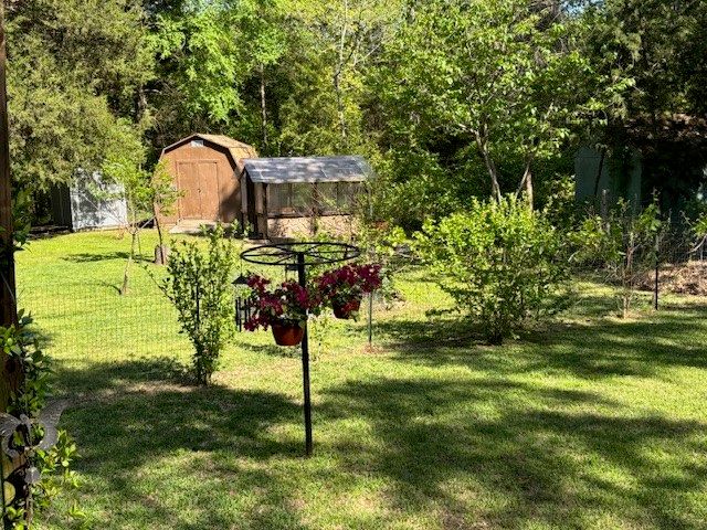 212 E Willow Lane, Murchison, TX 75778