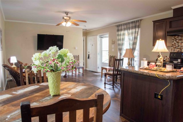 212 E Willow Lane, Murchison, TX 75778