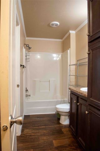 212 E Willow Lane, Murchison, TX 75778