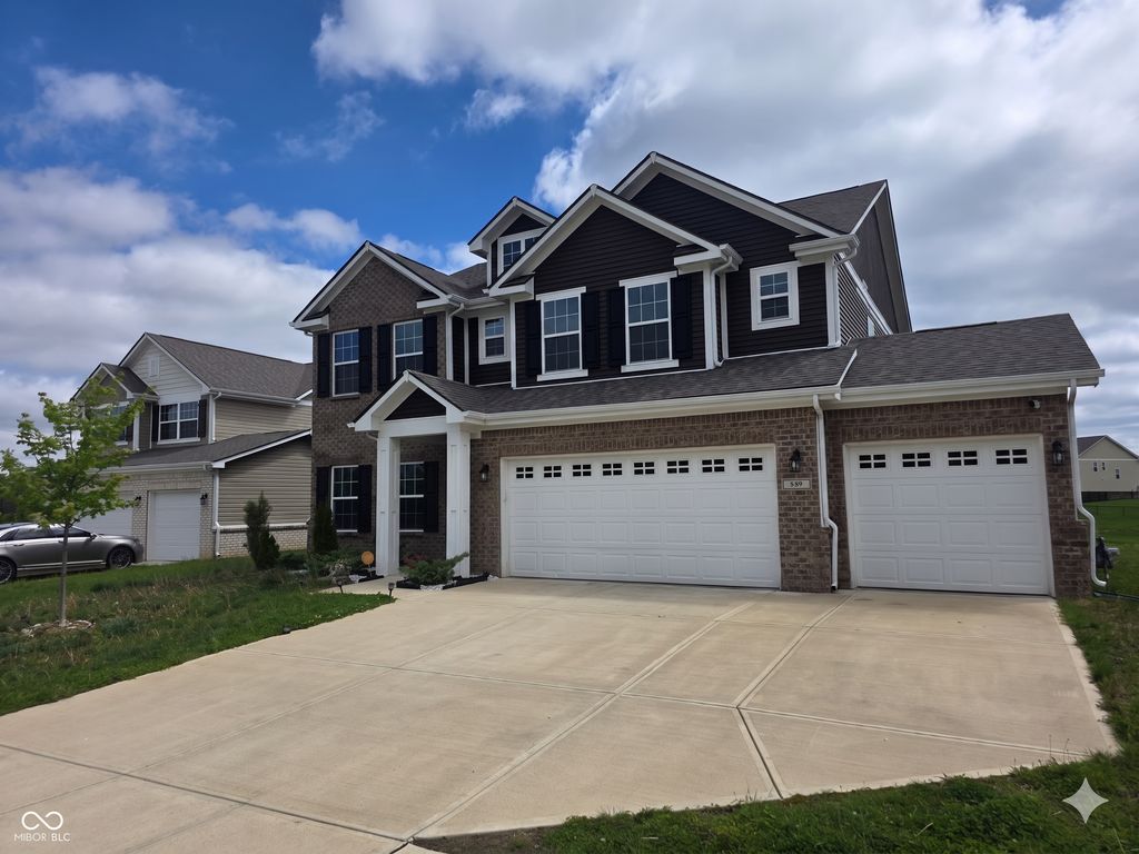 889 Declaration Drive, Pittsboro, IN 46167