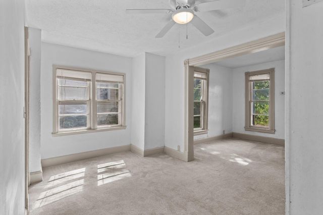 1827-1829 Saint Anthony Avenue, Saint Paul, MN 55104